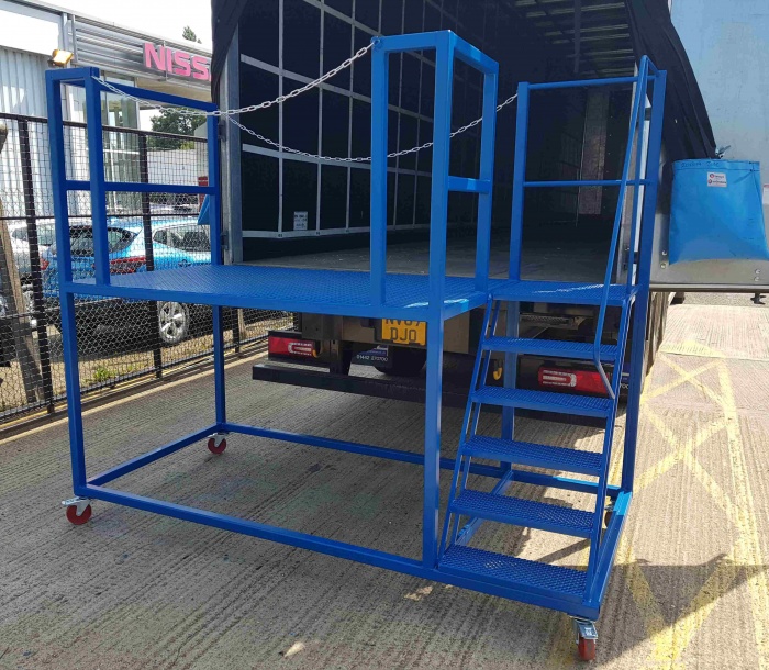 Lorry Trailer Access Mobile Unloading Platform With Steps S1 Steps Lorry Trailer Access Mobile Unloading Platform With Steps S1 Steps