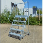 Second Hand 5 Step Wide Mobile Ladder