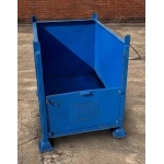 Use Heavy Duty Stillage with Half Drop Front