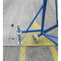 Used 12 Step with Rear Stabilisers in Use