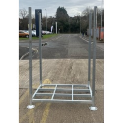 Used Titan Post Pallet 1.4M