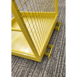 Sliding Bolt securing cage to ground