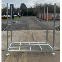Used Titan Post Pallet 2M