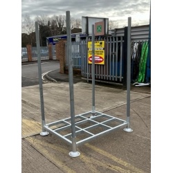 Second Hand Titan Post Pallet 1.4M