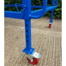 Adjustable height platform leg