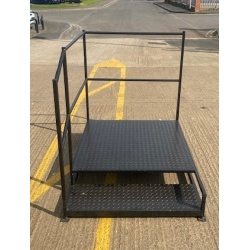 Used Fixed Access Steps - 90 Degree Exit - Straight On