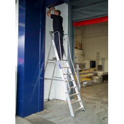 Widestep Stepladder in Use