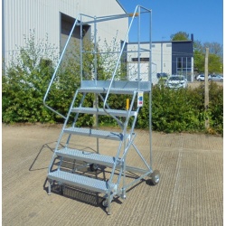Second Hand 5 Step Wide Mobile Ladder