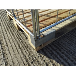 Pallet Retention Unit- Corner With Pallet