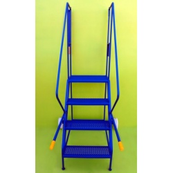 4 Step Budget Lorry Access Mobile Step Open View
