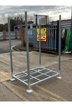 Second Hand Titan Post Pallet 1.4M