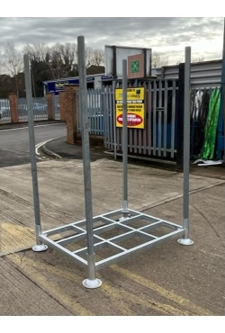 Used Second Hand Titan Post Pallet 2M
