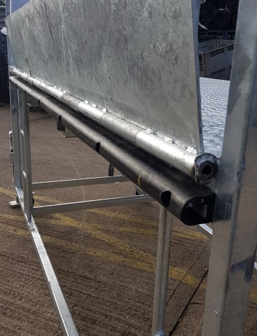 Rubber Buffer Bumper Strips for Unloading Galvanized Platforms 