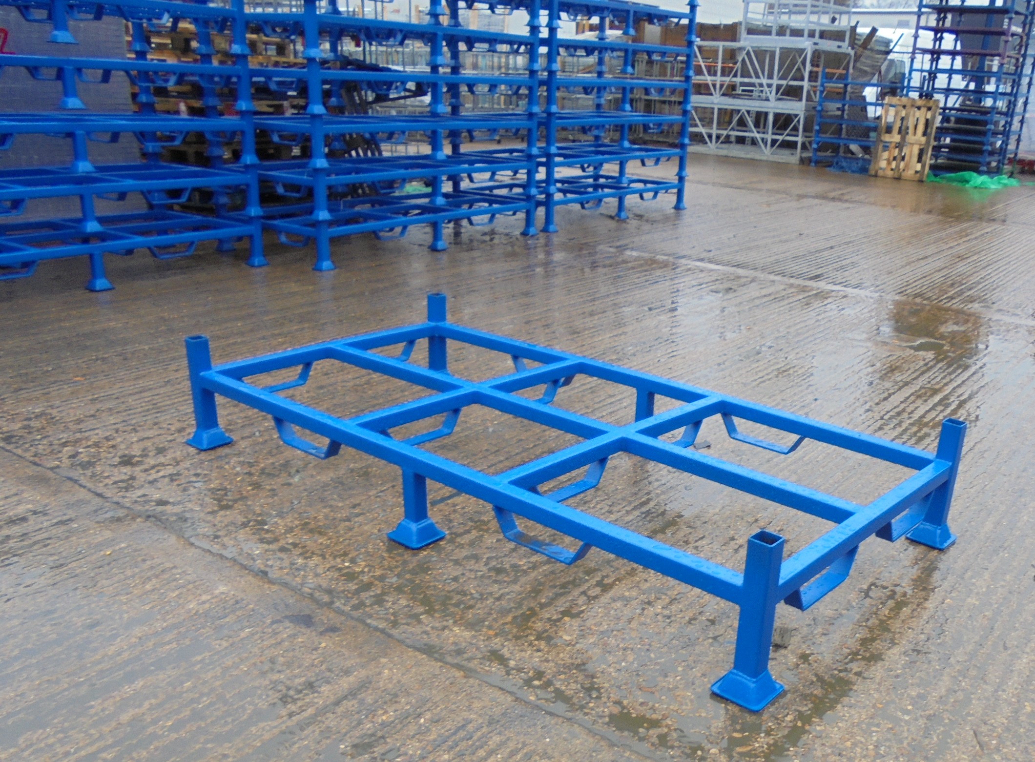 Bespoke custom build of post pallets