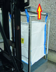 FIBC big bag holder lifted by forklift